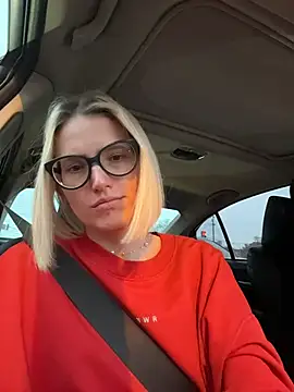 Snapshot of Sexy_Sweets chatting on 11-10-25, 01:32 Sexy Sweets online show from 11-10-25, 01:32