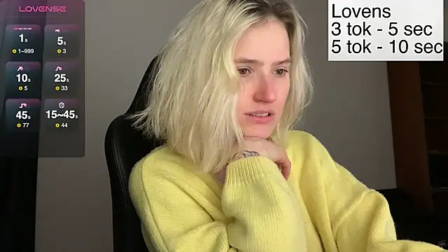 Snapshot of Sexy_Sweets chatting on 12-04-25, 01:31 Sexy Sweets online show from 12-04-25, 01:31