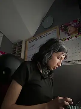 Snapshot of Naomi-Haruno chatting on 05-11-26, 05:24 Naomi-Haruno online show from 05-11-26, 05:24