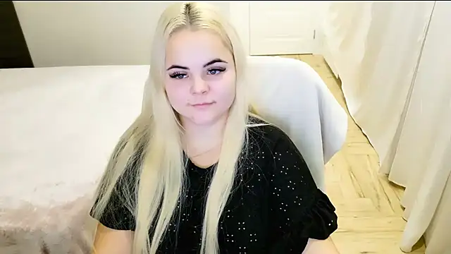 lovely-eyes online show from 12-25-24, 09:54