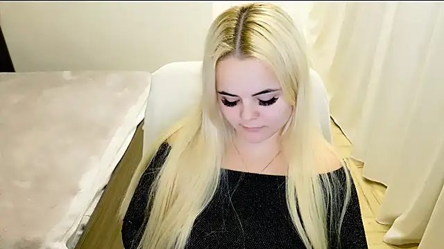 lovely-eyes online show from 02-17-25, 03:36