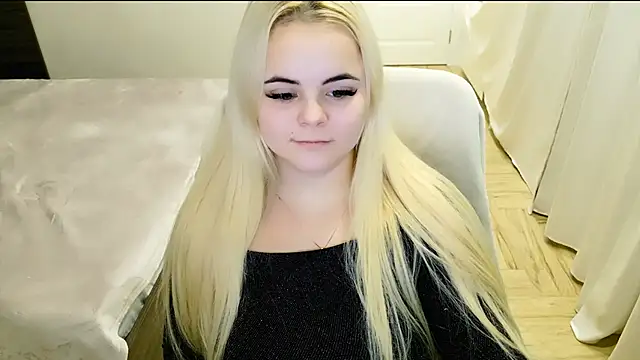 lovely-eyes online show from 02-18-25, 03:53