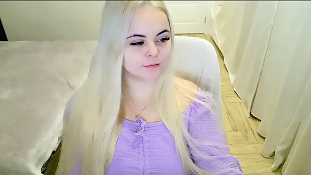 lovely-eyes online show from 02-22-25, 09:37