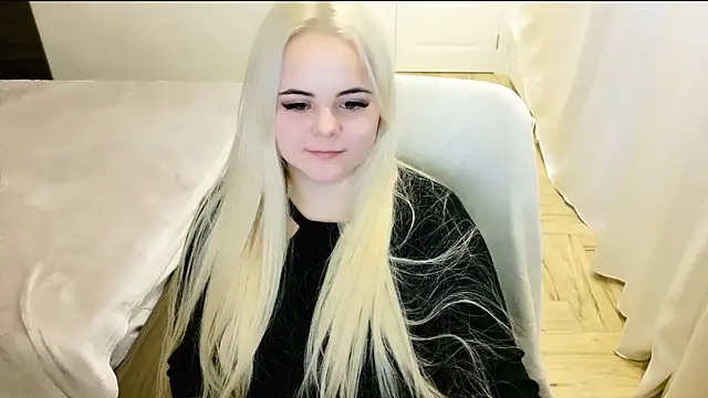 lovely-eyes online show from 02-24-25, 04:38