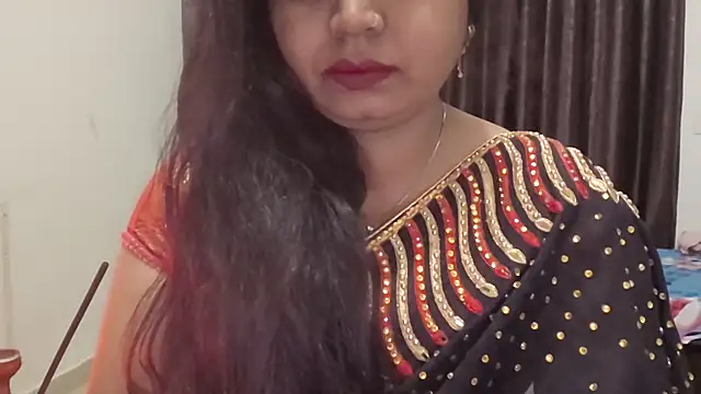 Snapshot of Gulaboo_bhabi chatting on 01-25-25, 10:28 Gulaboo bhabi online show from 01-25-25, 10:28