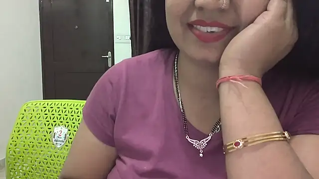 Snapshot of Gulaboo_bhabi chatting on 02-24-25, 03:31 Gulaboo bhabi online show from 02-24-25, 03:31