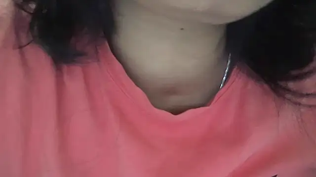Snapshot of Gulaboo_bhabi chatting on 03-07-25, 11:18 Gulaboo bhabi online show from 03-07-25, 11:18