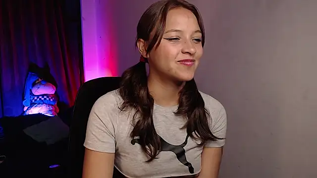 Zoe--khalL online show from 02-11-26, 03:33