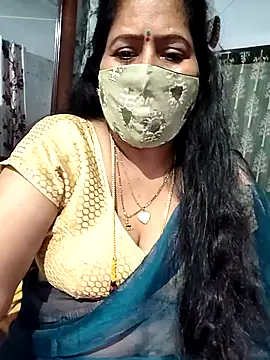 Snapshot of Rani_Darling_99 chatting on 09-11-25, 03:56 Rani Darling 99 online show from 09-11-25, 03:56