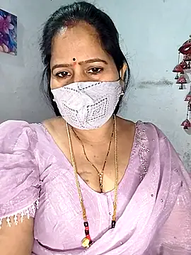 Snapshot of Rani_Darling_99 chatting on 11-20-25, 04:18 Rani Darling 99 online show from 11-20-25, 04:18