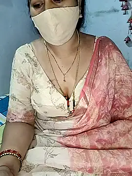 Snapshot of Rani_Darling_99 chatting on 11-21-25, 03:54 Rani Darling 99 online show from 11-21-25, 03:54