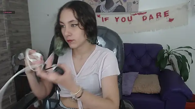 xlunna online show from 12-20-24, 07:39