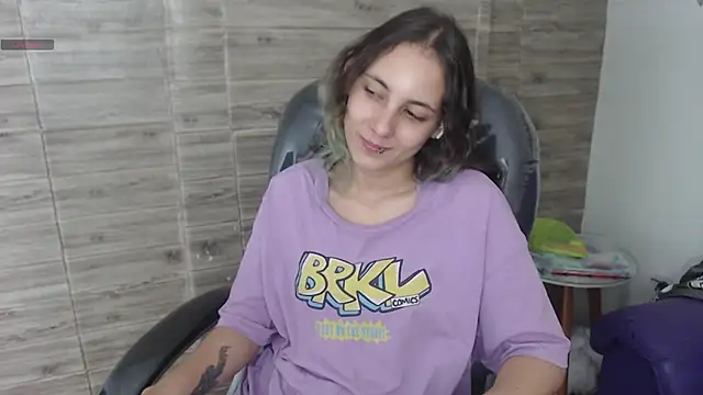 xlunna online show from 12-21-24, 08:10