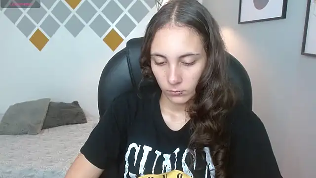 xlunna online show from 01-11-25, 08:21