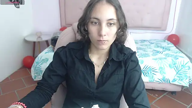 xlunna online show from 02-15-25, 08:22