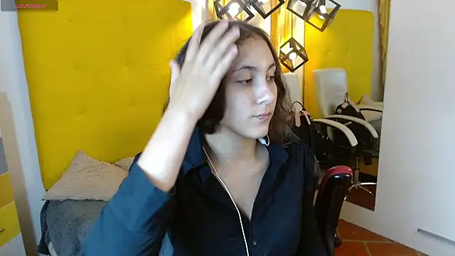 xlunna online show from 12-13-25, 08:47