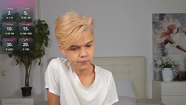 Felix Rey online show from 02-07-25, 03:52