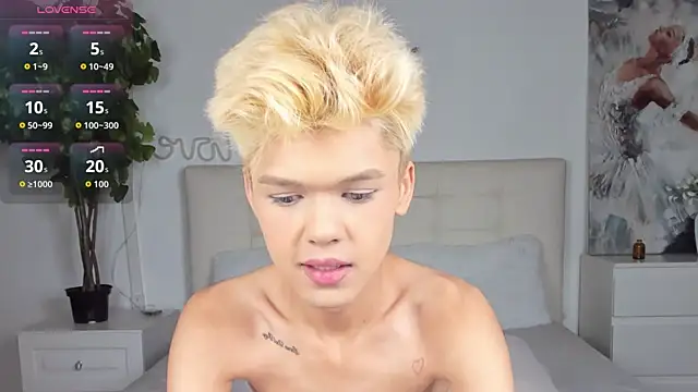 Felix Rey online show from 11-26-25, 07:59