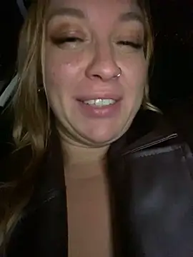 Snapshot of Sweet___Emily chatting on 12-25-24, 09:33 Sweet Emily online show from 12-25-24, 09:33