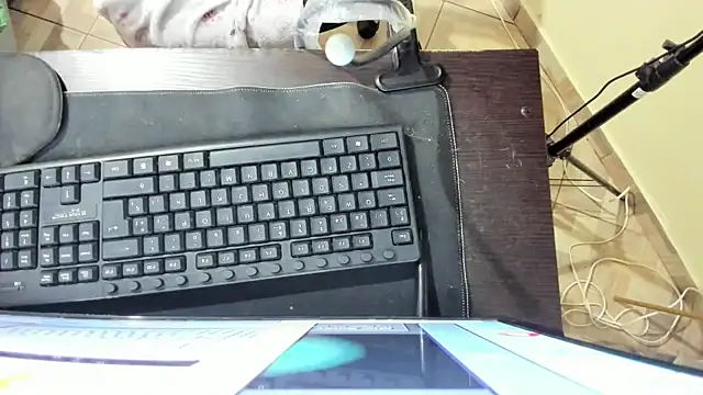 Amy Walker online show from 04-24-26, 06:54