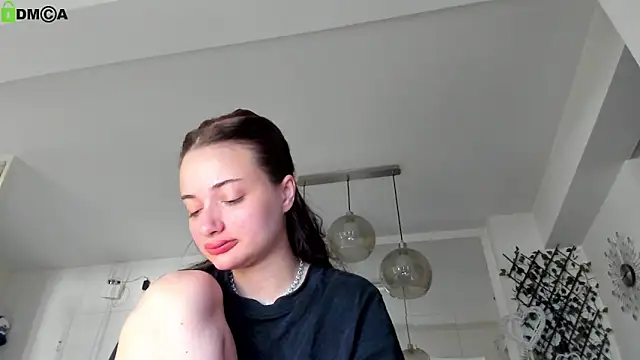 IreneVON online show from 05-12-26, 04:09