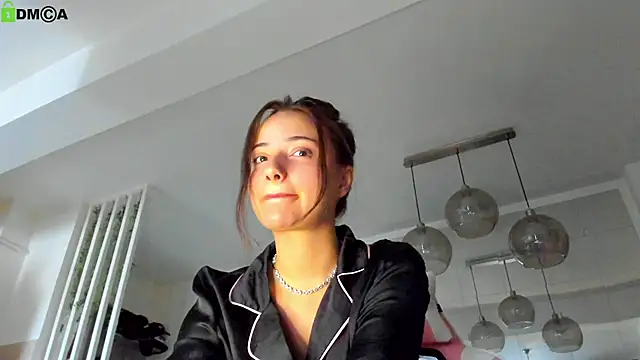 IreneVON online show from 07-04-26, 04:07