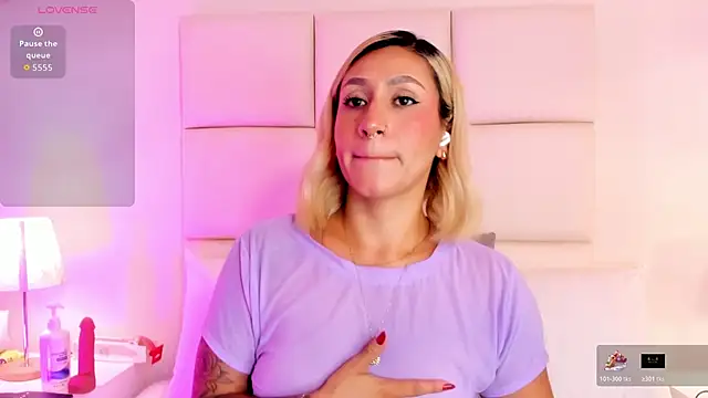 Emily robertss online show from 01-06-26, 07:39