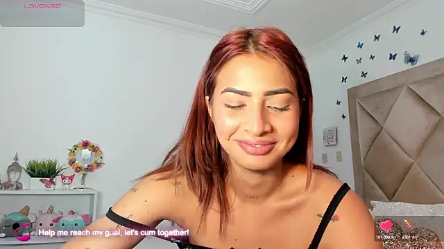 Snapshot of vayolettelove chatting on 02-04-25, 09:20 vayolettelove online show from 02-04-25, 09:20