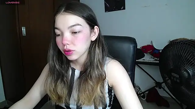 venelope1 online show from 02-13-25, 02:34