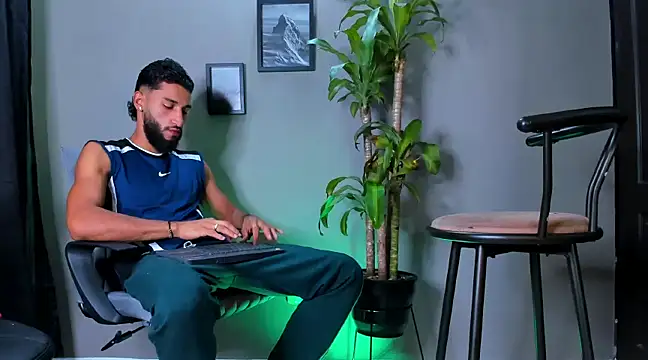 Damian 022 online show from 01-12-25, 05:33