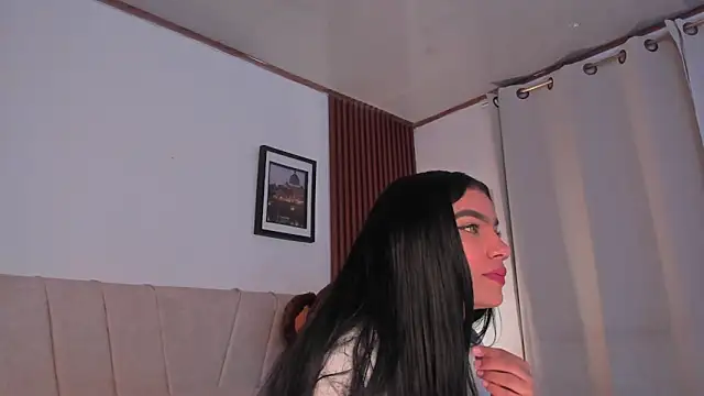 Snapshot of angeli_sexi chatting on 05-01-26, 12:37 angeli sexi online show from 05-01-26, 12:37