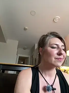 sophielove888 online show from 03-04-25, 10:16