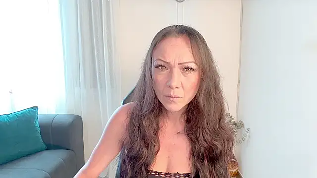Snapshot of Kasandra_Mature_ chatting on 09-10-25, 03:23 Kasandra Mature online show from 09-10-25, 03:23