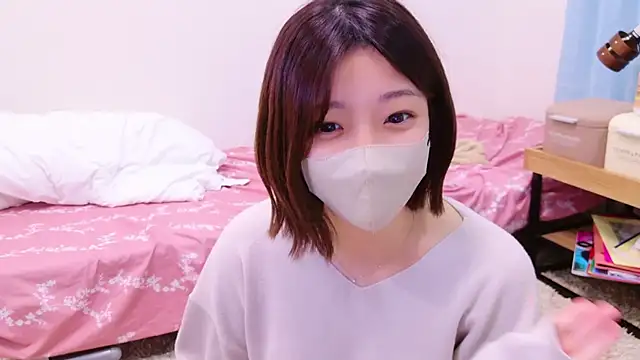 Snapshot of HaruruHappy chatting on 12-11-24, 02:22 HaruruHappy online show from 12-11-24, 02:22