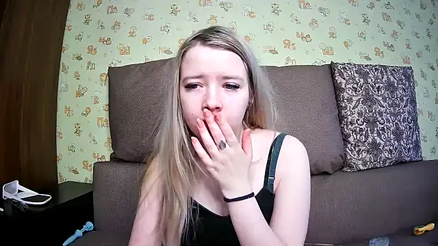 Snapshot of ViolaCandy chatting on 01-17-25, 05:11 ViolaCandy online show from 01-17-25, 05:11