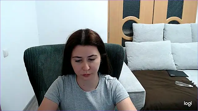 VioletaFlower7 online show from 10-06-25, 02:36