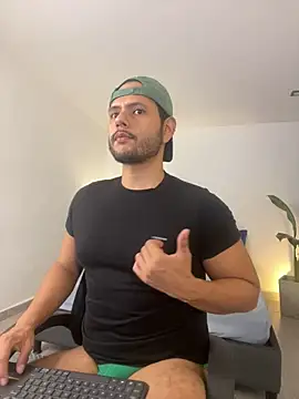 Nate Ocean online show from 12-22-25, 11:24