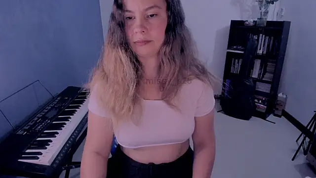 Snapshot of gigi_stephans chatting on 07-23-26, 01:58 gigi stephans online show from 07-23-26, 01:58