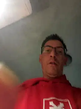 Snapshot of fred134969 chatting on 11-10-25, 12:31 fred134969 online show from 11-10-25, 12:31