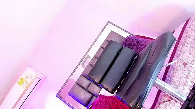 Snapshot of ShantalGirs chatting on 02-12-25, 06:51 ShantalGirs online show from 02-12-25, 06:51