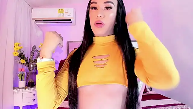 Snapshot of ShantalGirs chatting on 02-13-25, 11:04 ShantalGirs online show from 02-13-25, 11:04