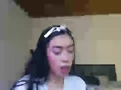 Julieta De Los Angeles online show from 10-10-25, 05:01