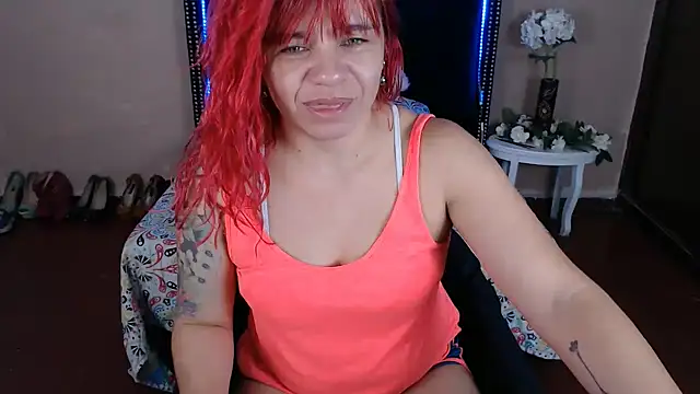 Snapshot of VioletaaaSlave chatting on 05-22-26, 11:27 VioletaaaSlave online show from 05-22-26, 11:27
