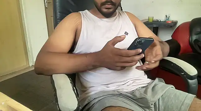 Snapshot of Hottest_Tamil chatting on 02-21-25, 06:07 Hottest Tamil online show from 02-21-25, 06:07