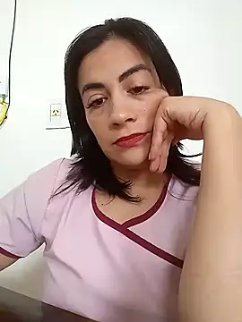 Snapshot of XGabrielaXX chatting on 12-13-24, 01:33 XGabrielaXX online show from 12-13-24, 01:33