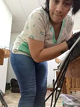 XGabrielaXX online show from 02-04-26, 12:55