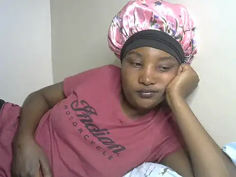 StacyGee24 online show from 12-04-25, 09:40