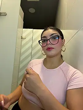 zui lu online show from 12-22-25, 03:47