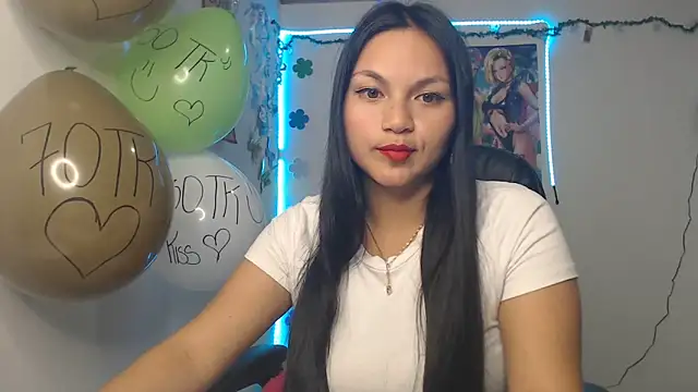 Snapshot of Zafiroweb09 chatting on 12-11-24, 10:16 Zafiroweb09 online show from 12-11-24, 10:16