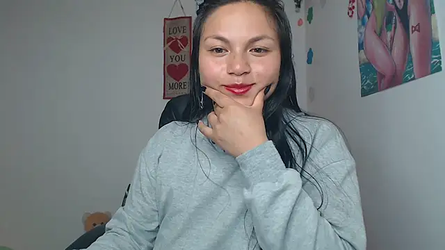 Snapshot of Zafiroweb09 chatting on 12-27-24, 08:35 Zafiroweb09 online show from 12-27-24, 08:35